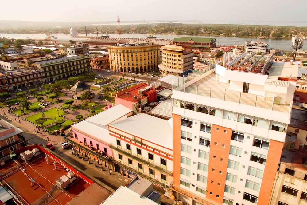 Ramada By Wyndham Centro Hotel 4*
