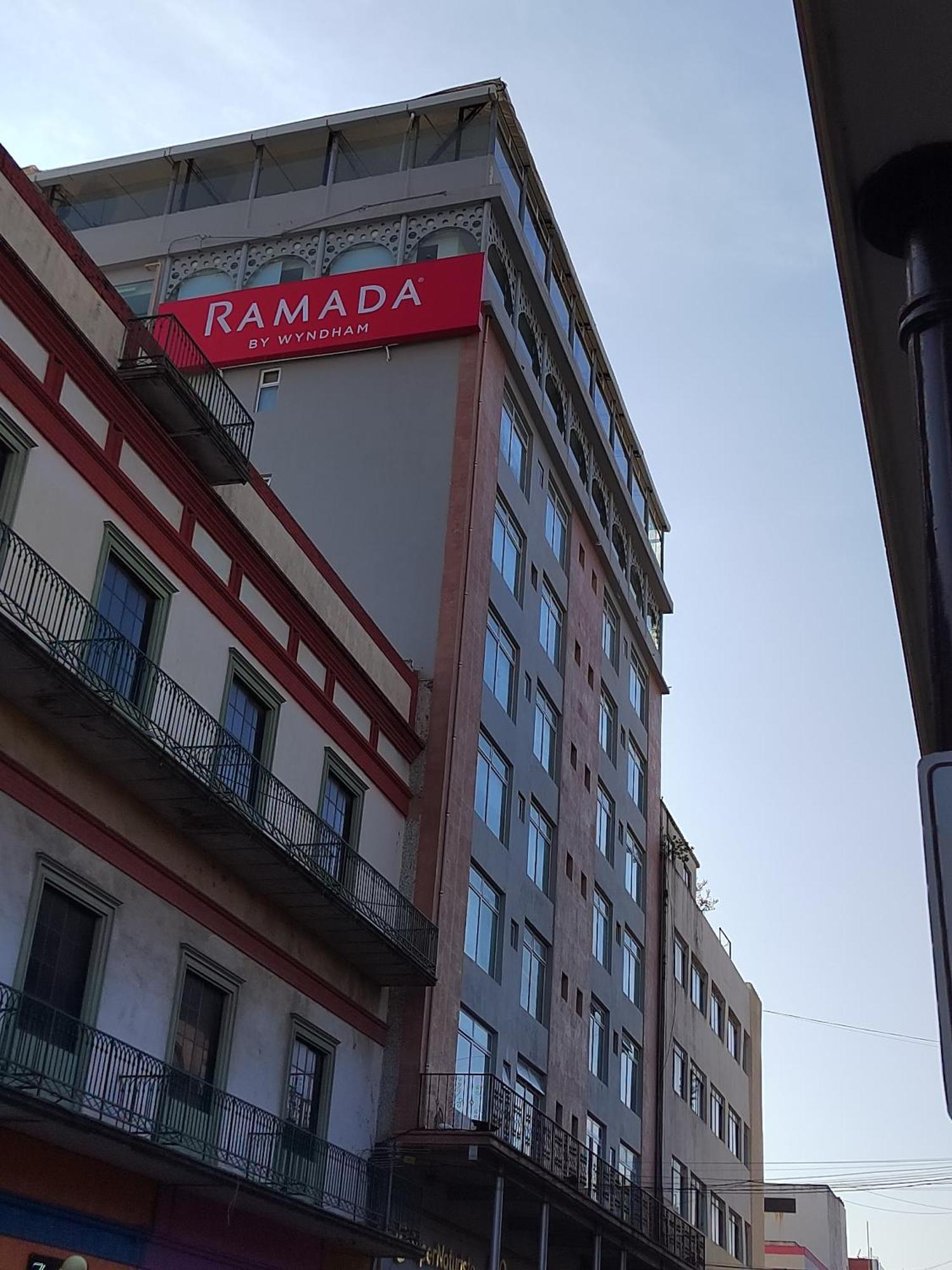 Ramada By Wyndham Centro Hotel