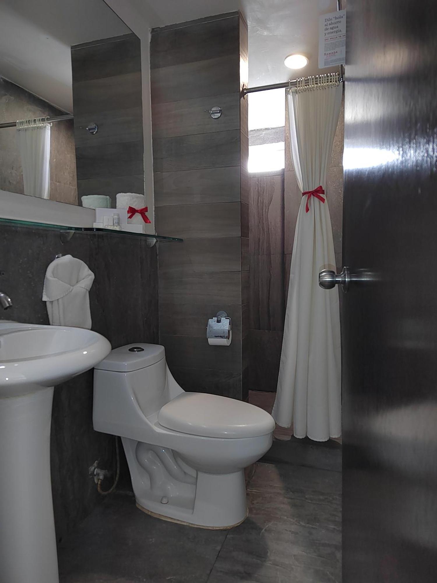 Hotel Ramada By Wyndham Centro Tampico