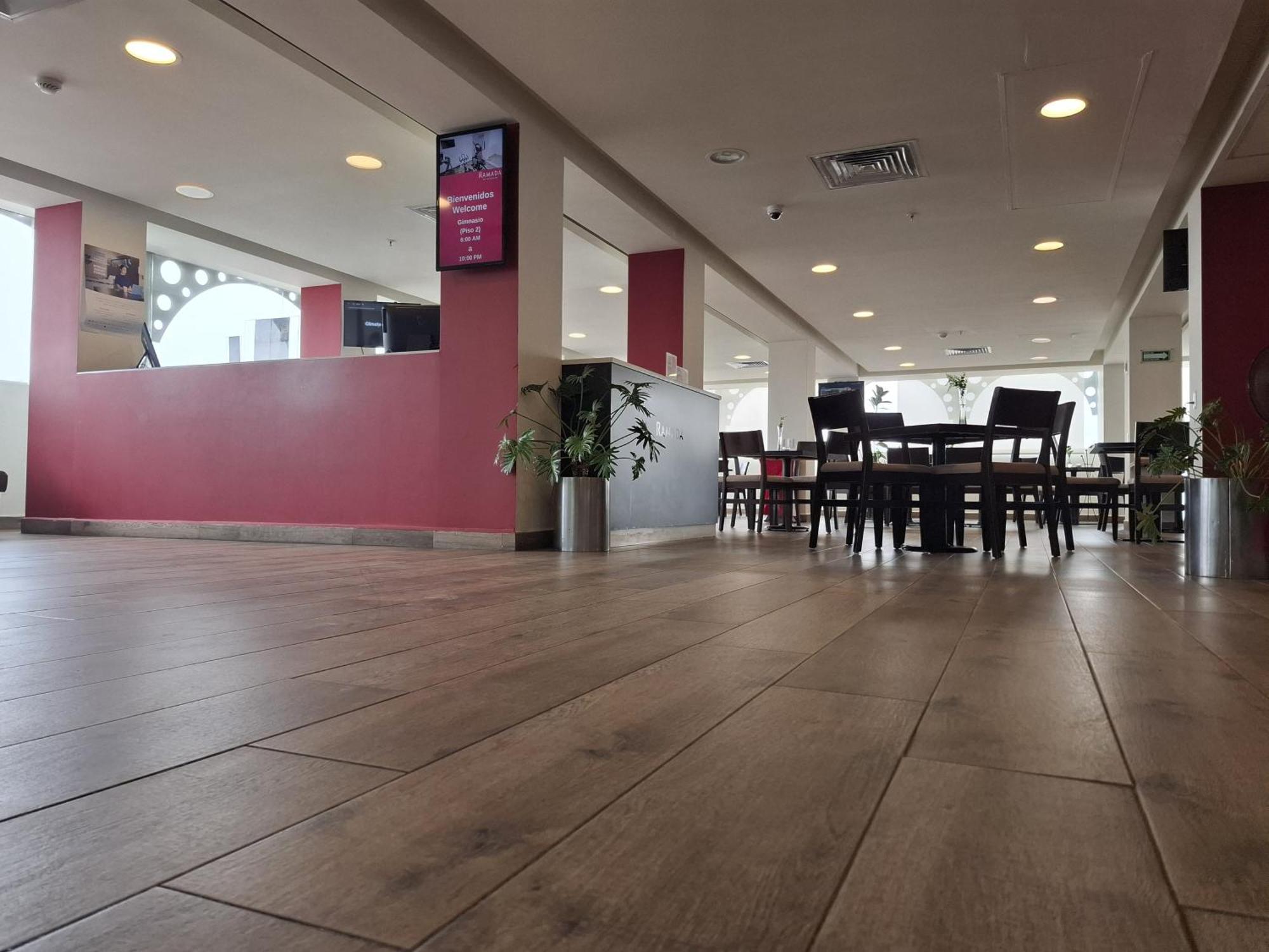 Ramada By Wyndham Centro 4*