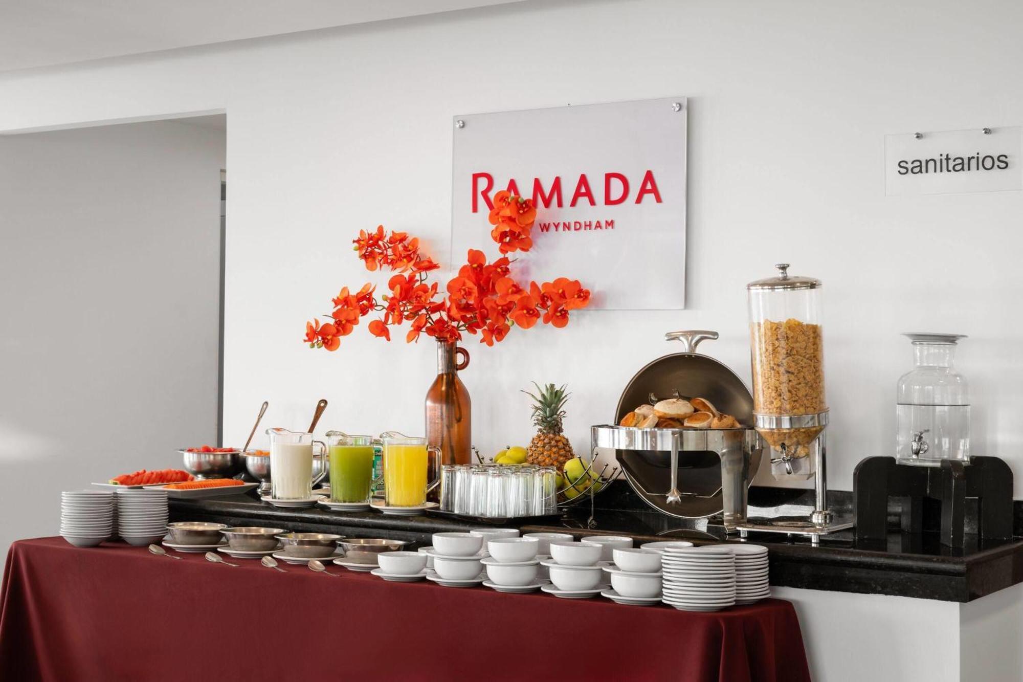 Ramada By Wyndham Tampico Centro 4*