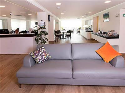 Hotel Ramada By Wyndham Centro 4*
