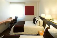 Ramada By Wyndham Centro Hotel